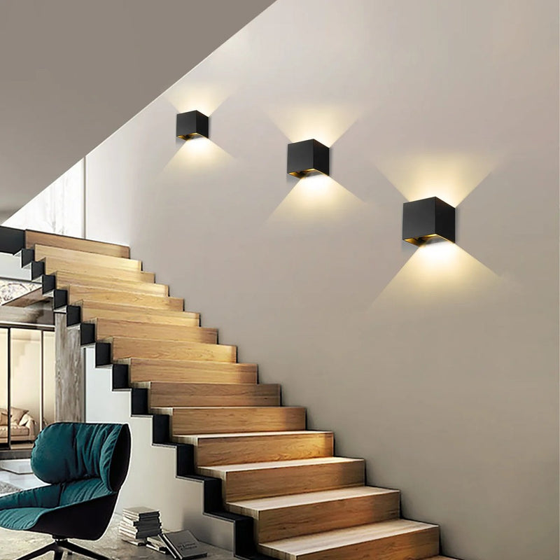 Cordless USB-Rechargeable 3000K Warm White Wall Lamp
