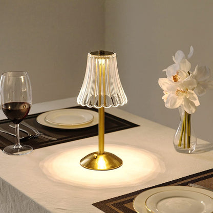 Opus Appliances | Vintage-Style Gold Crystal Table Lamp | Orntli
