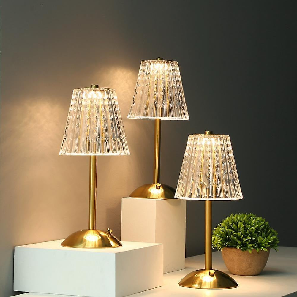 Opus Appliances | Vintage-Style Gold Crystal Table Lamp | Orntli