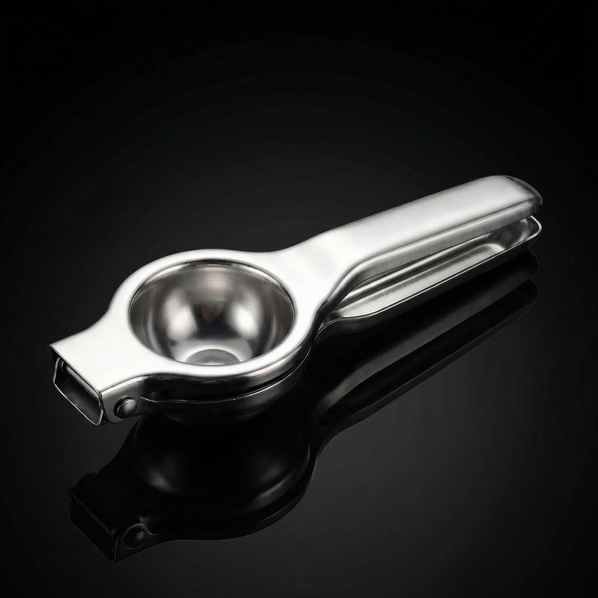 Opus Appliances Manual Lemon Squeezer